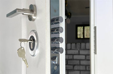 fixtures armoured door